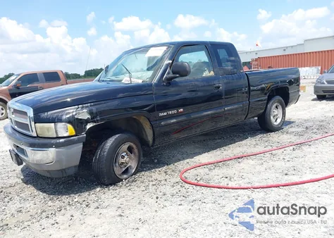 2001 Dodge Ram 1500 St z USA, uszkodzony, nr VIN 3B7HC13Y11G712385